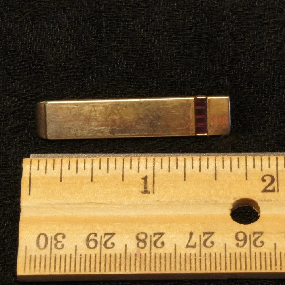Vintage Swank Tie Clip Gold Tone Bar Red Accent Stripe Classic Tie Bar